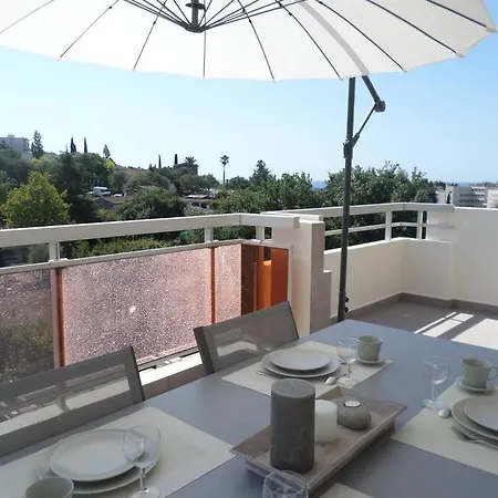 3 Pieces En Dernier Etage, Terrasse, Parking Daire *
