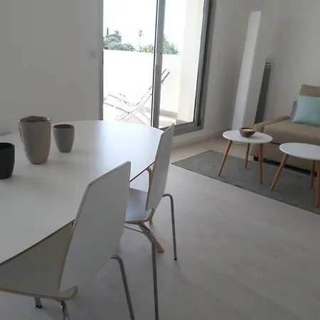 Apartmán 3 Pieces En Dernier Etage, Terrasse, Parking *